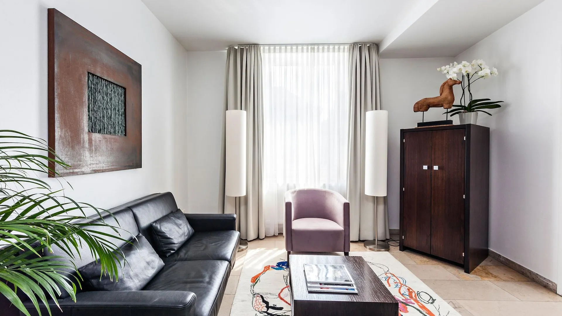 ****  Burns Art Hotel Dusseldorf Germany