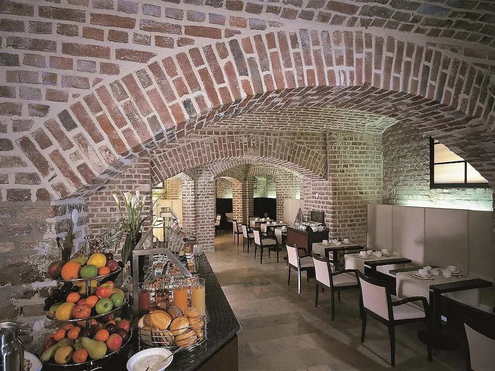 Burns Art Hotel Düsseldorf 4*,  Duitsland