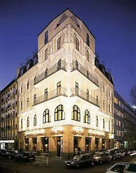 Burns Art Hotel Дюссельдорф