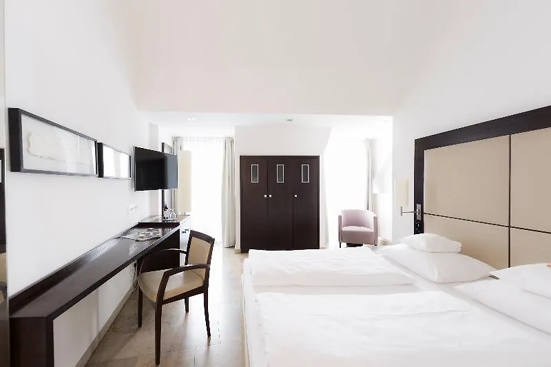 Burns Art Hotel Дюссельдорф